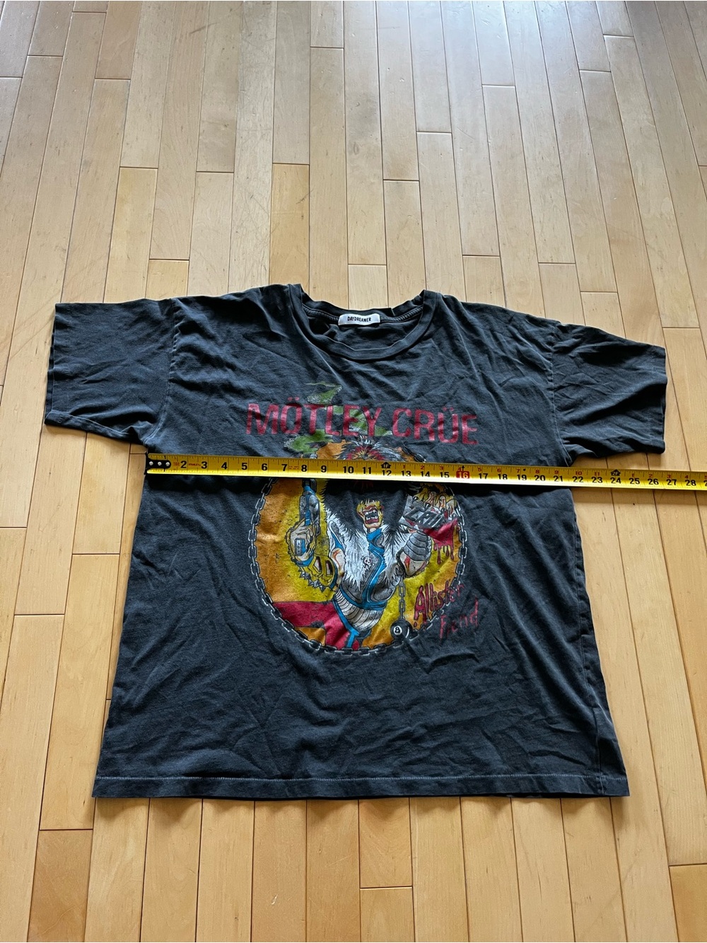 Daydreamer Motley Crüe Graphic Band Tee - Picture 6 of 9